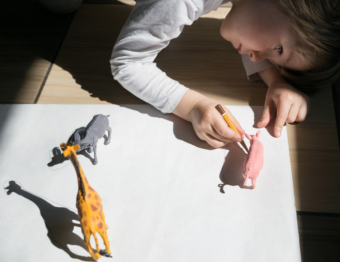 Right positioning of the desk will save your healthy vision